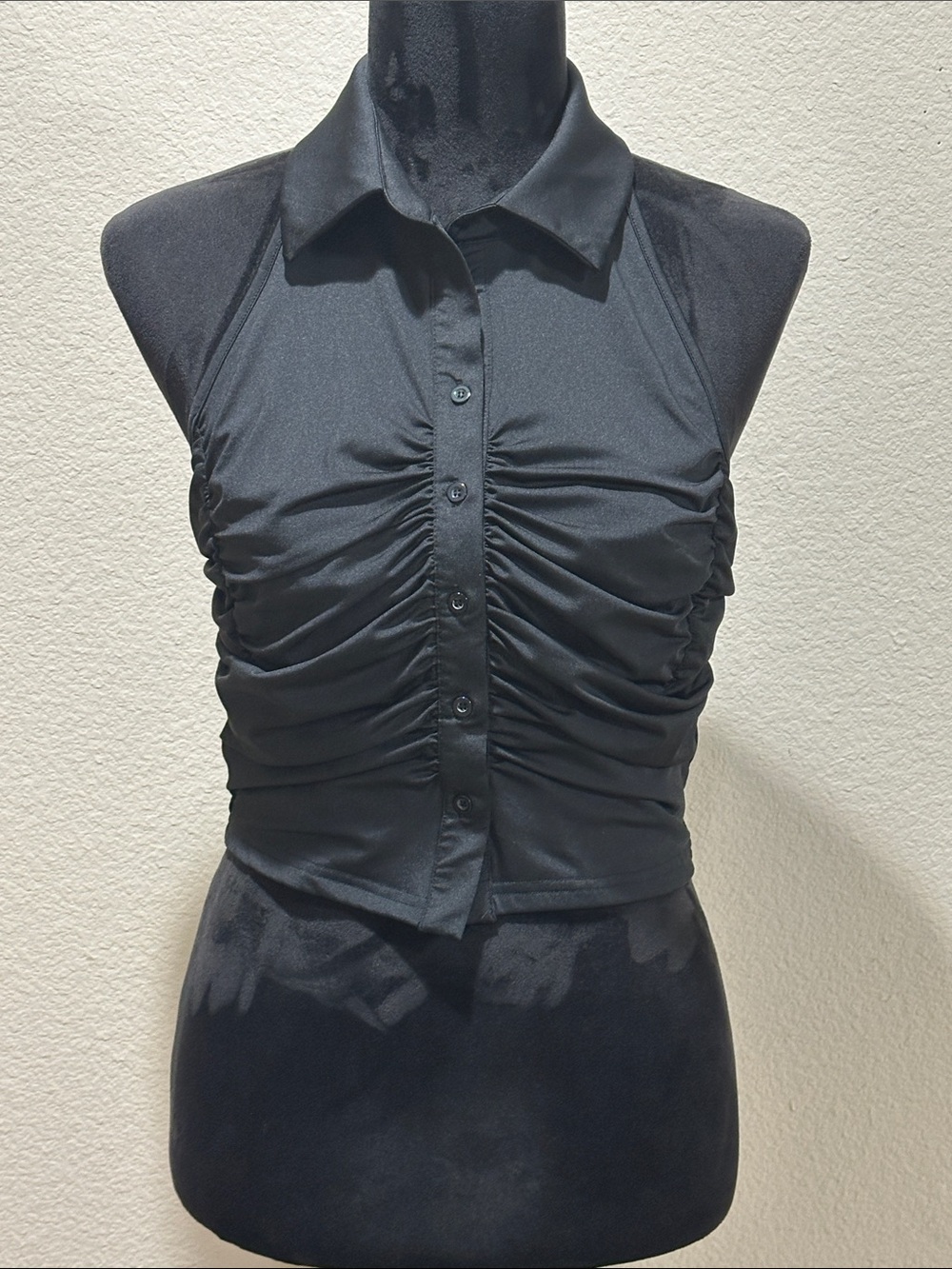 Black Ruched Halter Collared Crop Top